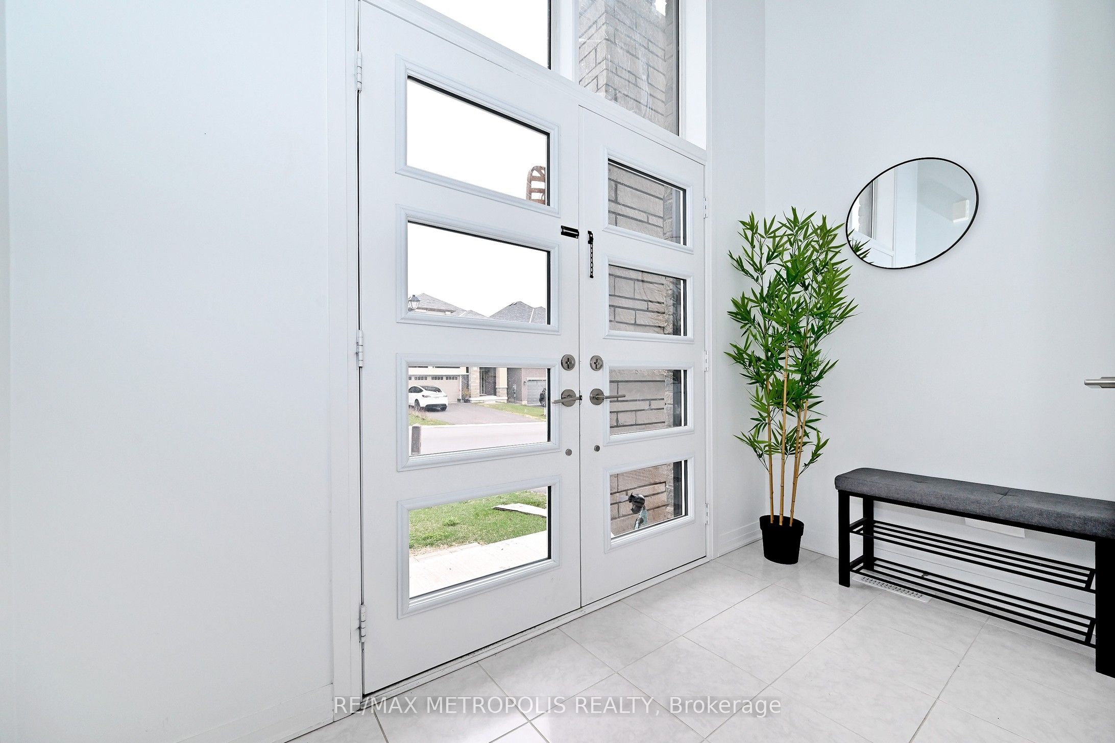14 Jenner Drive, Brant, ON, N3L 3L3 photo 3