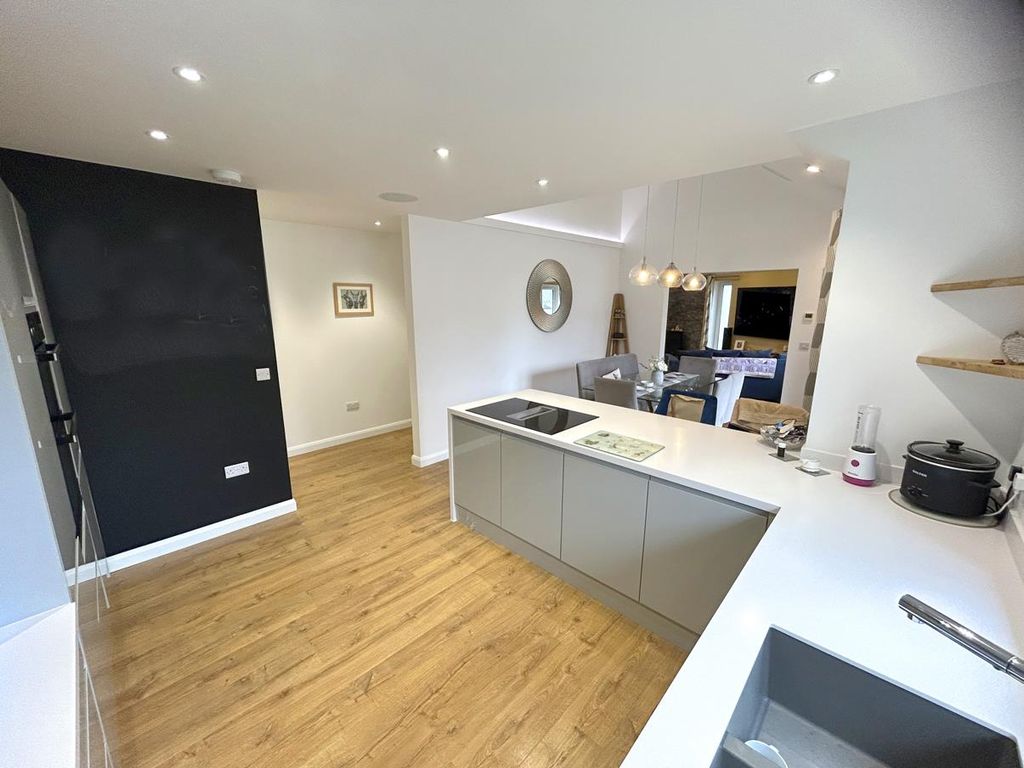 Additional image 19 of 3 bed detached bungalow for saleTrevingey Crescent, Redruth TR15