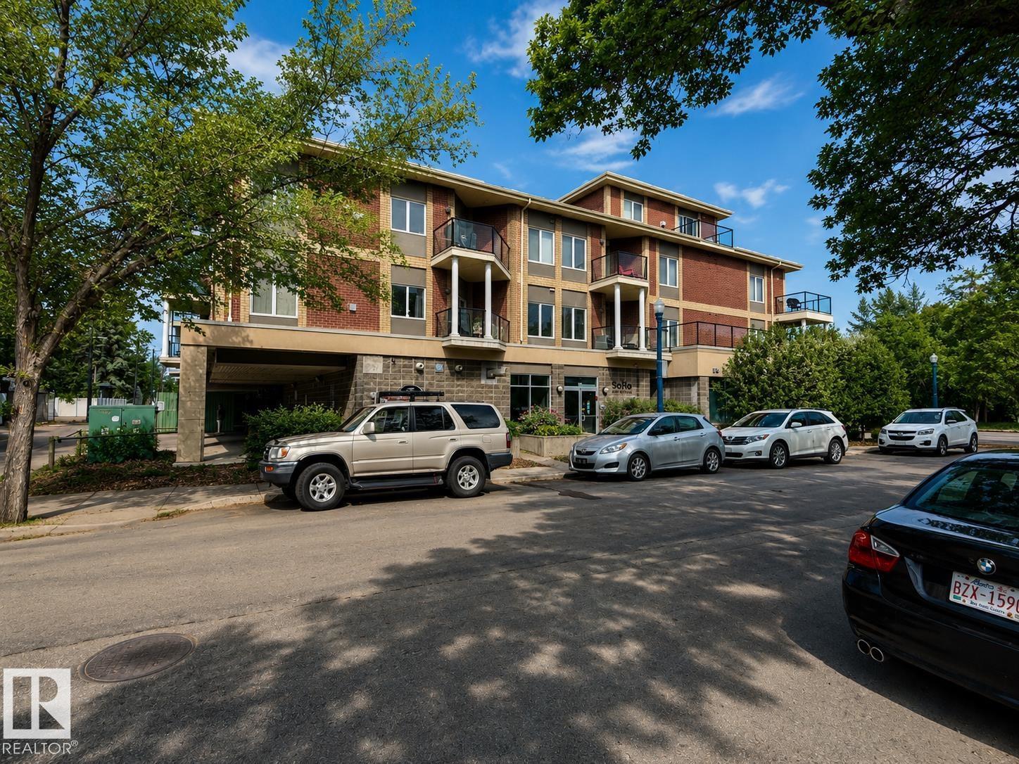 405-9750 94 Street NW, Edmonton, AB, T6C2E3