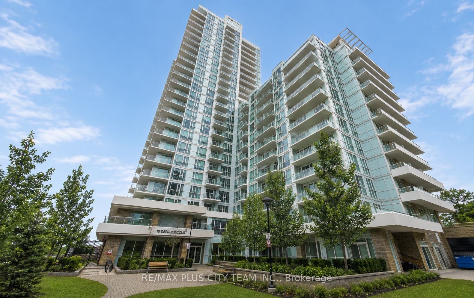 206-10 Deerlick Court, Toronto, ON, M3A 0A7