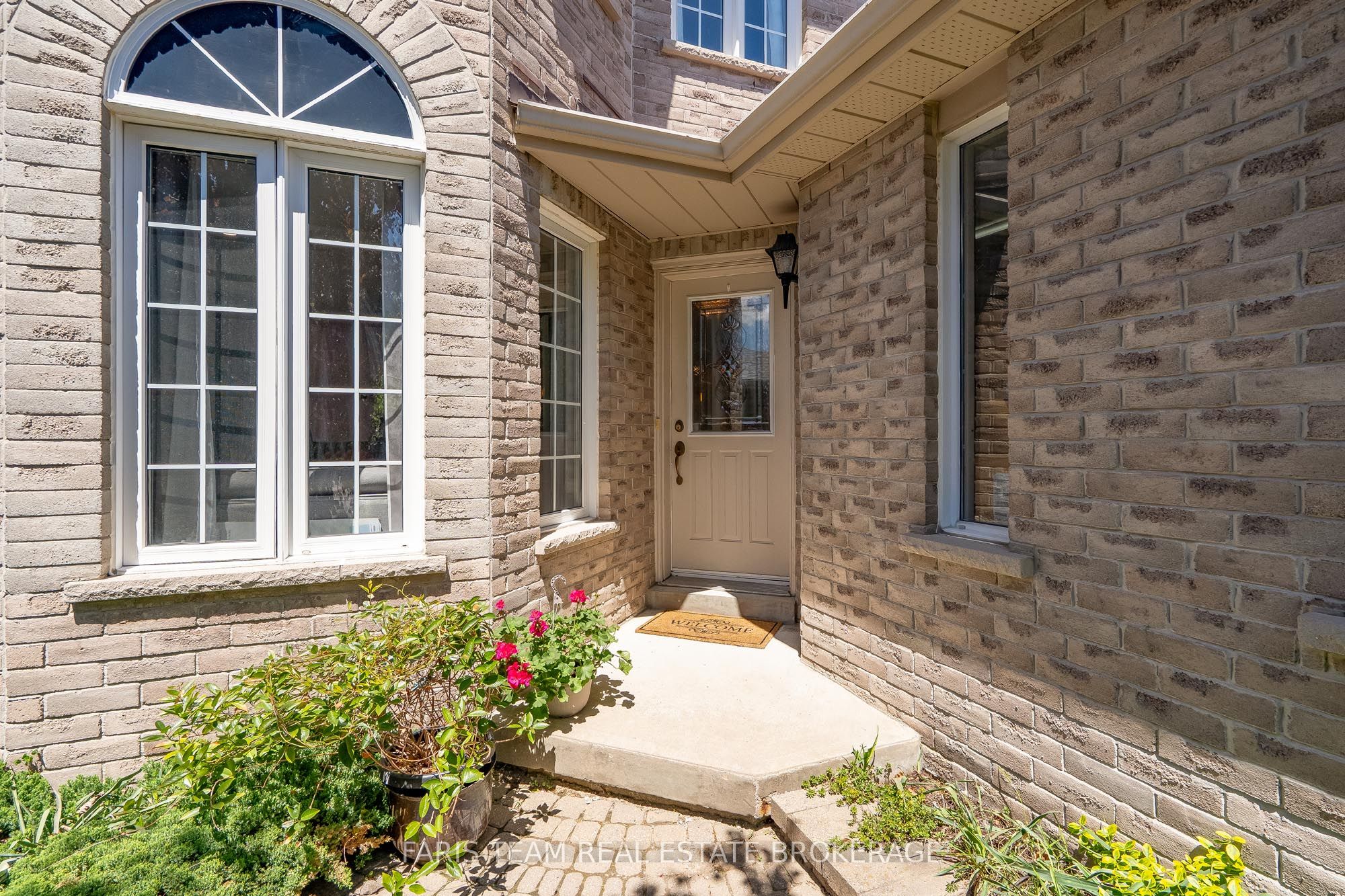 46 Bell Street, Barrie, ON, L4N 0H9 photo 4