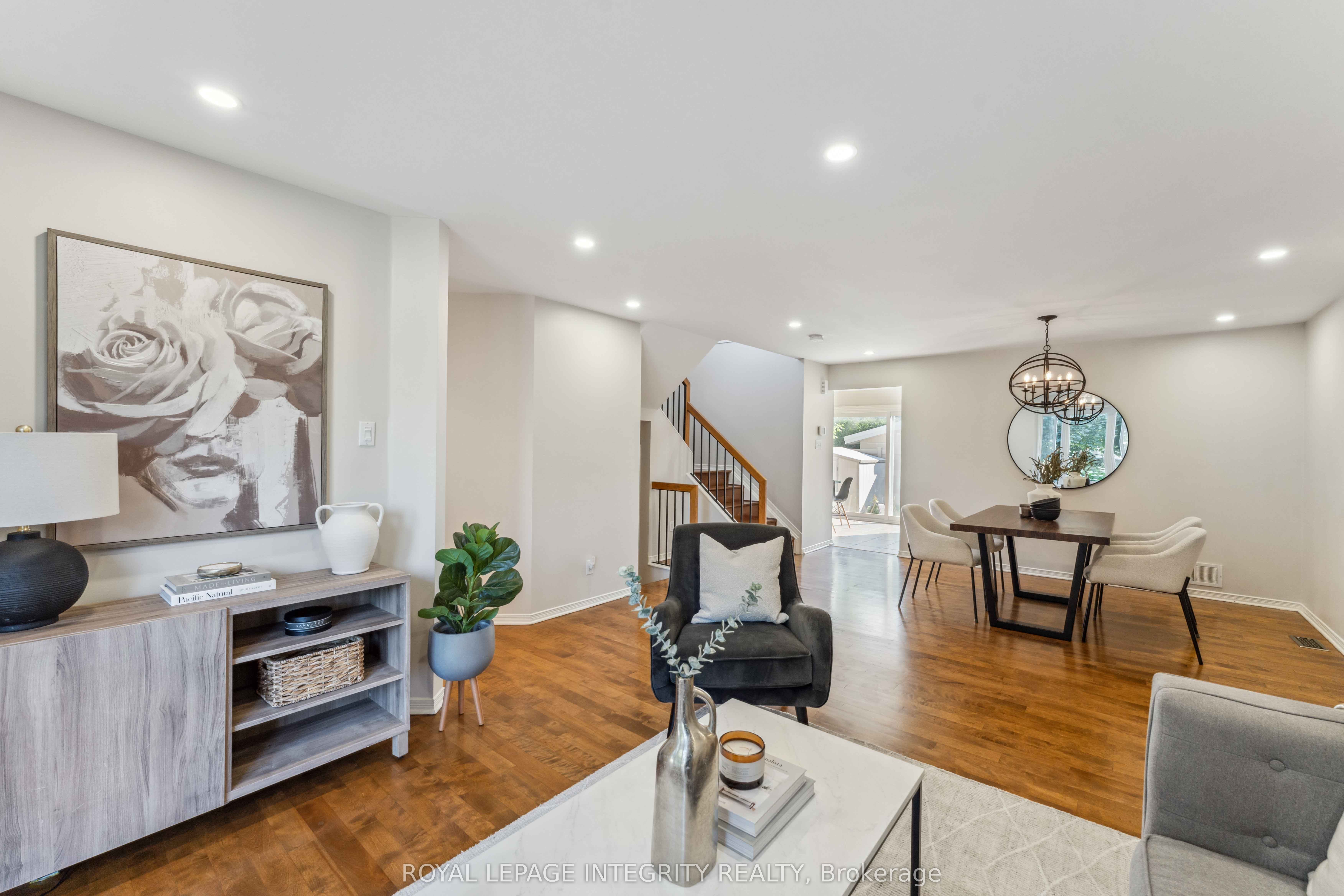 7 Windhurst Drive, Ottawa, ON, K2G 6G6 photo 2
