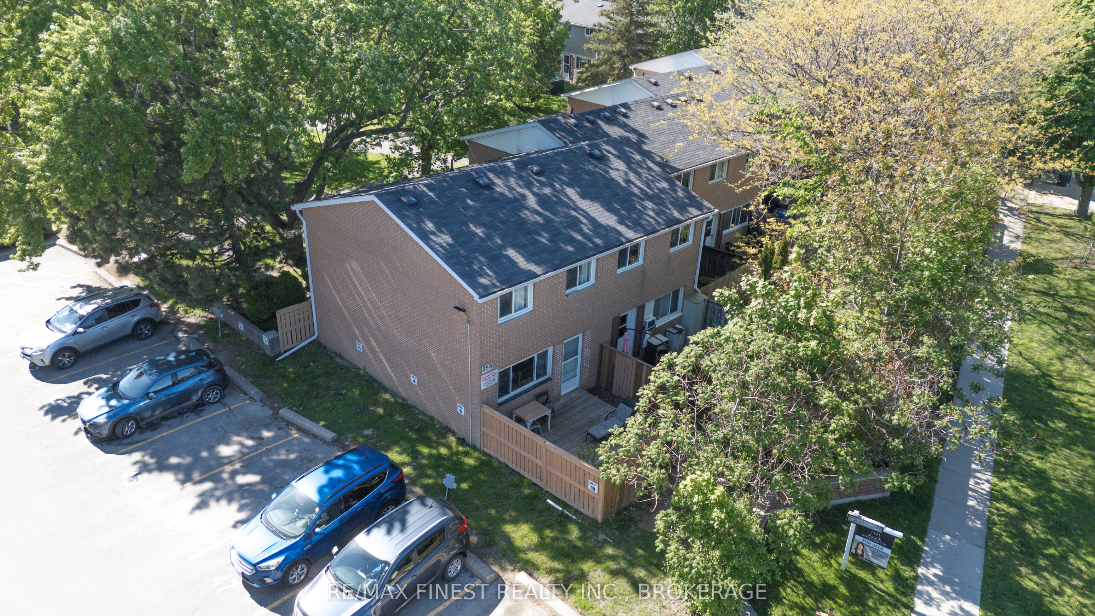 50-258 Queen Mary Road, Kingston, ON, K7M 2B2