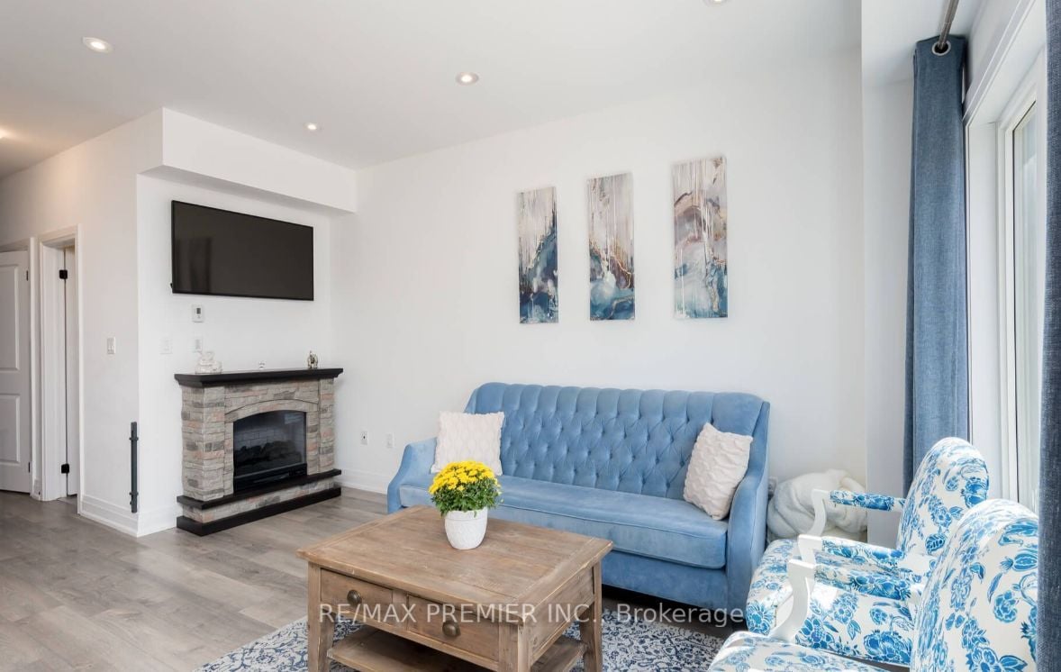 15 Haven Lane, Barrie, ON, L4N 6A3 photo 4
