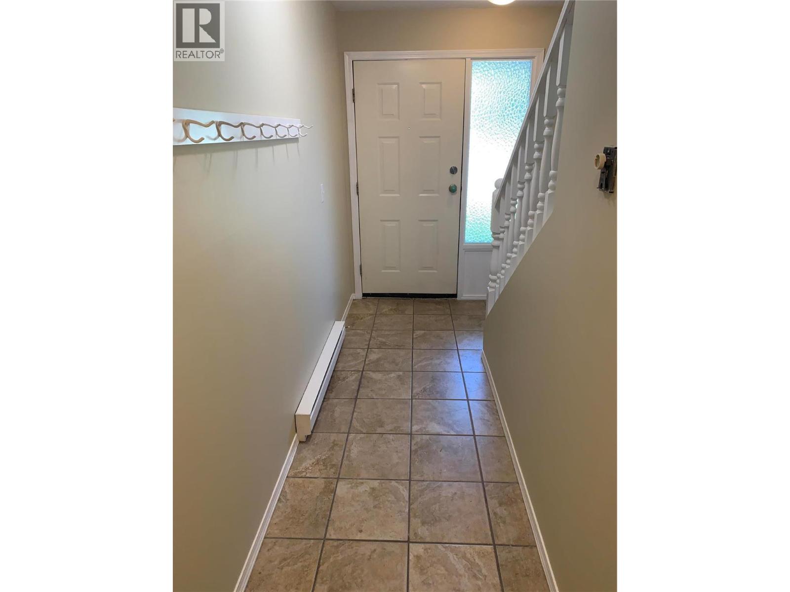 Additional image 5 of 1425 Highland Drive South, Kelowna, BC, V1Y3W3