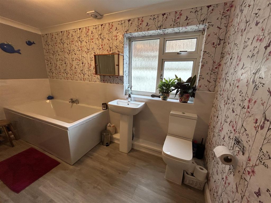Additional image 8 of 4 bed detached bungalow for saleNew Ridley Road, Stocksfield NE43