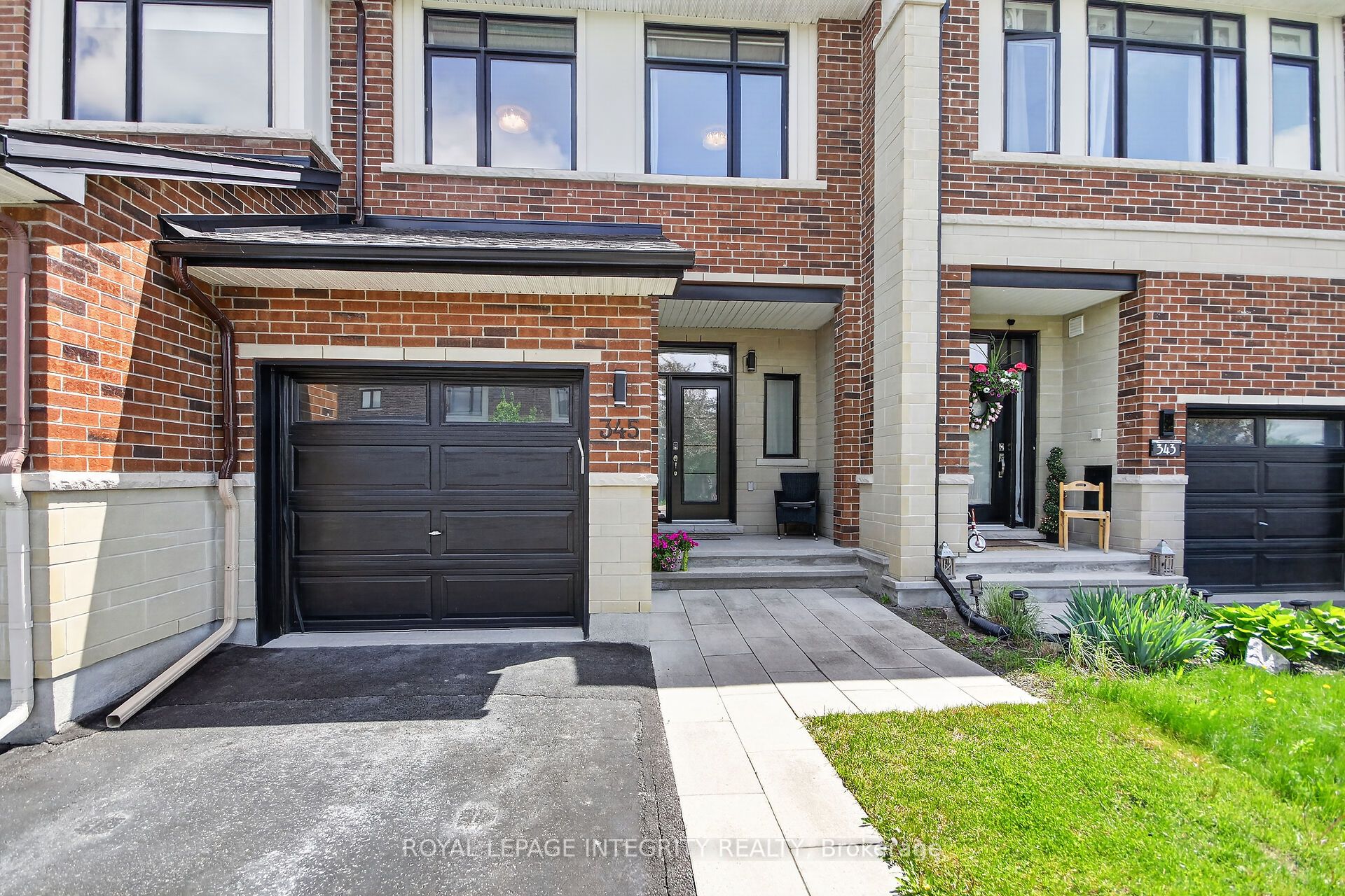 345 Cooks Mill Crescent, Ottawa, ON, K1V 2N3