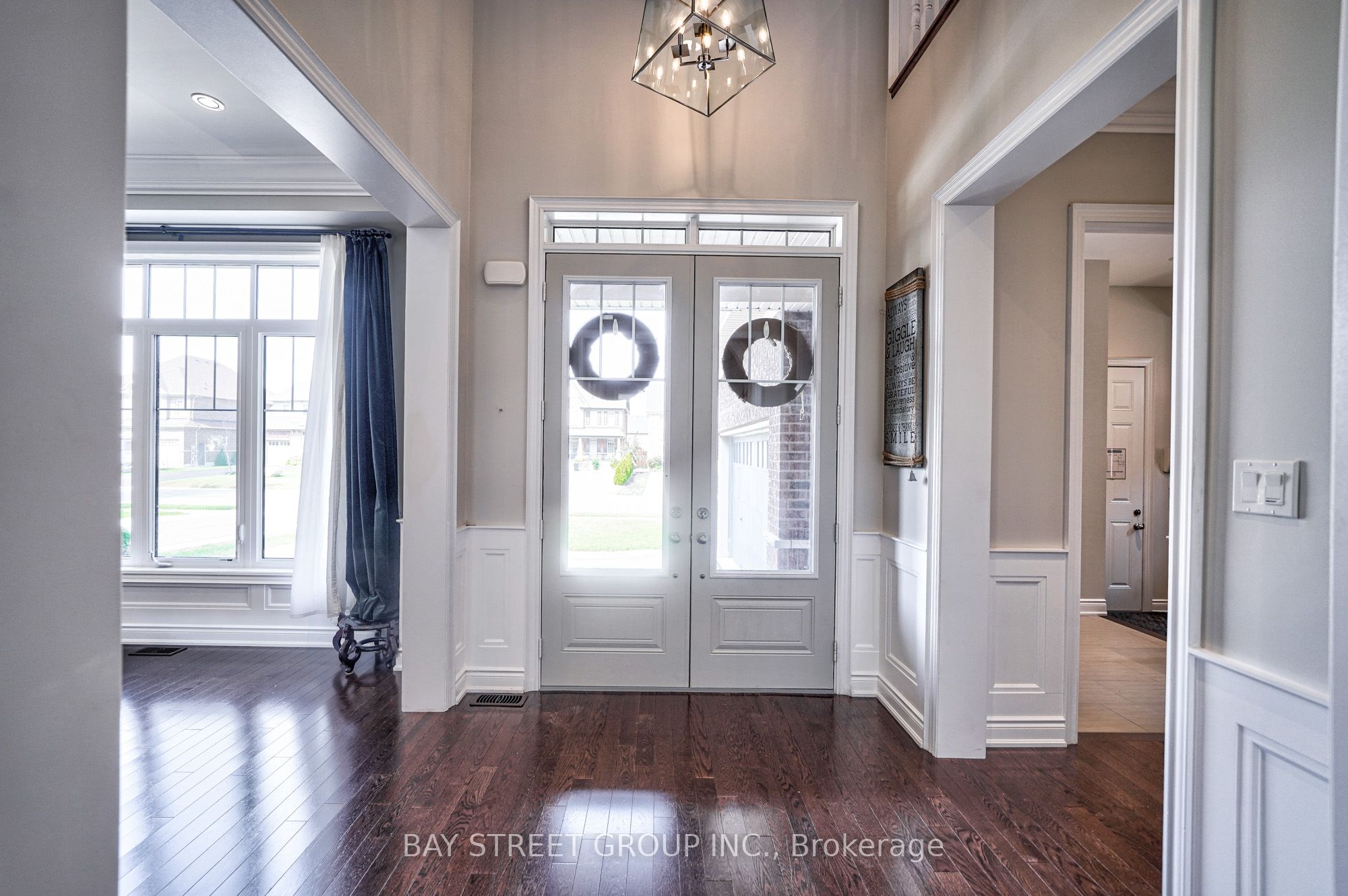 23 Trail Boulevard, Springwater, ON, L9X 0S3 photo 3