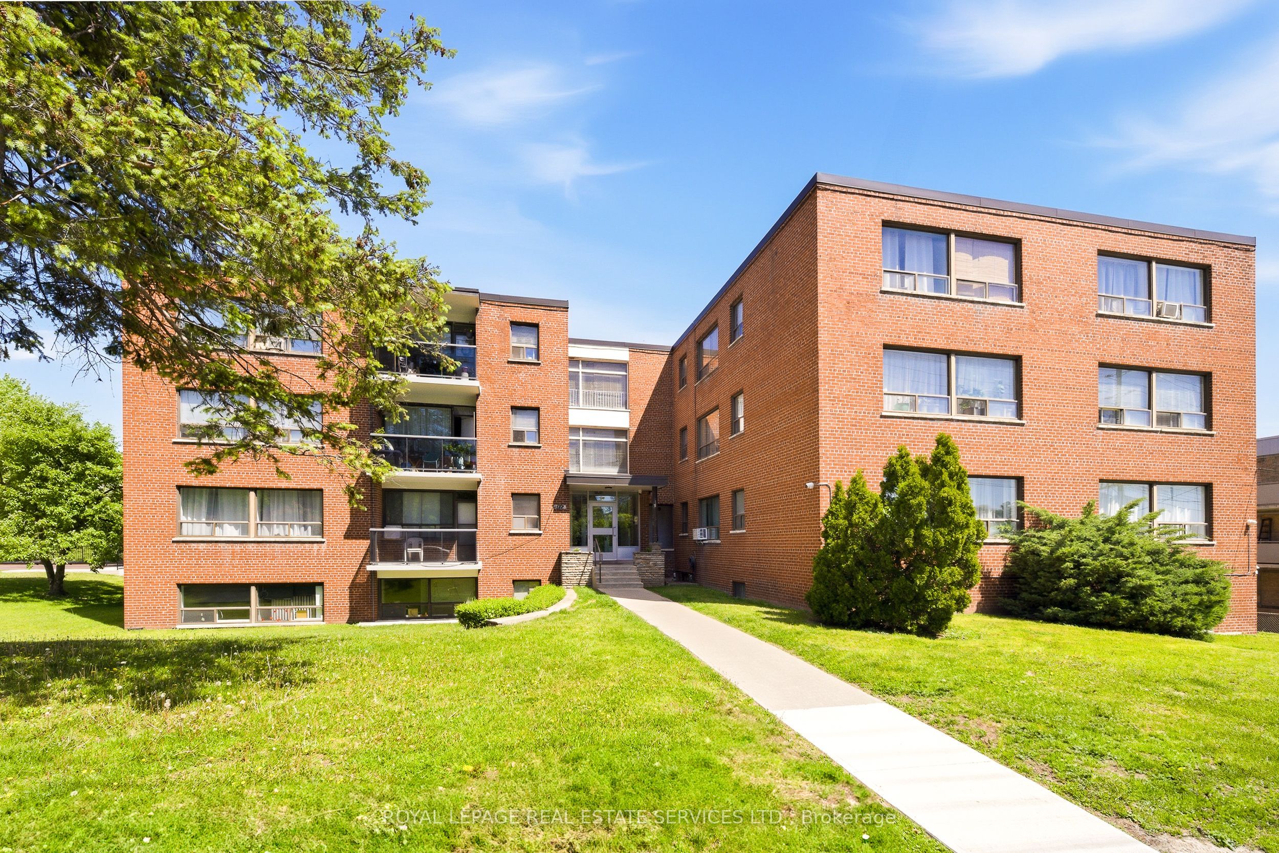 104-172 Berry Road, Toronto, ON, M8Y 1W5
