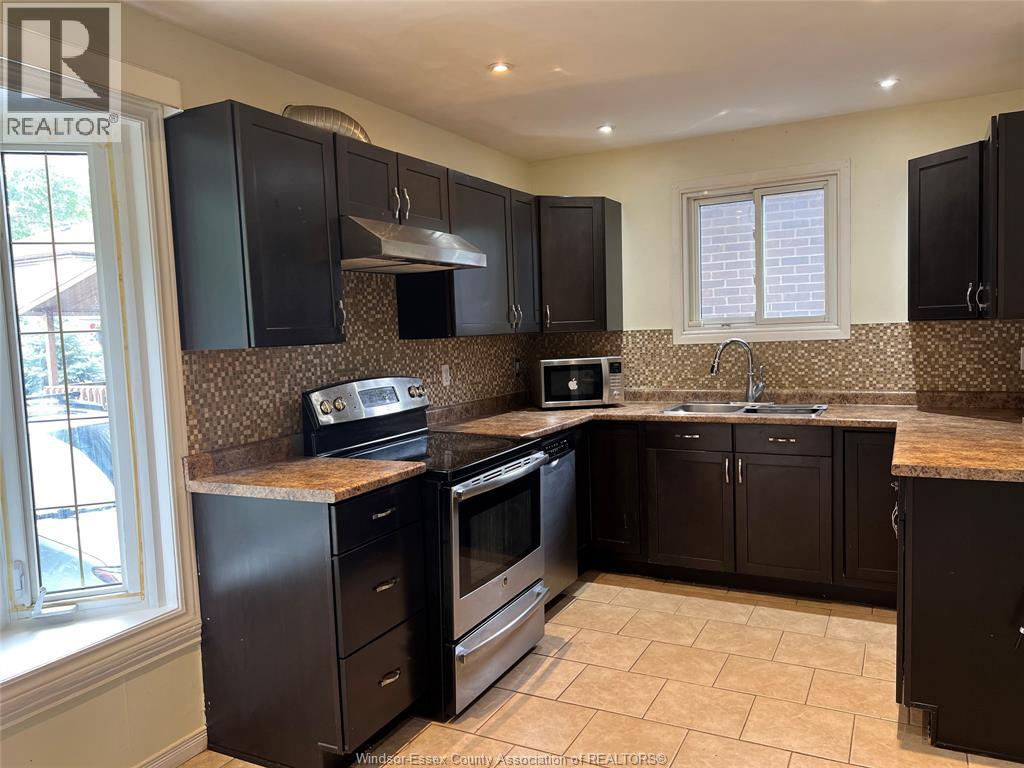 1464 Bayswater , Windsor, ON, N8S4K8 photo 5