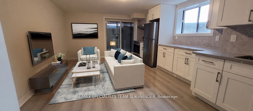 Lower-245A Andy Crescent, Vaughan, ON, L4H 1C6