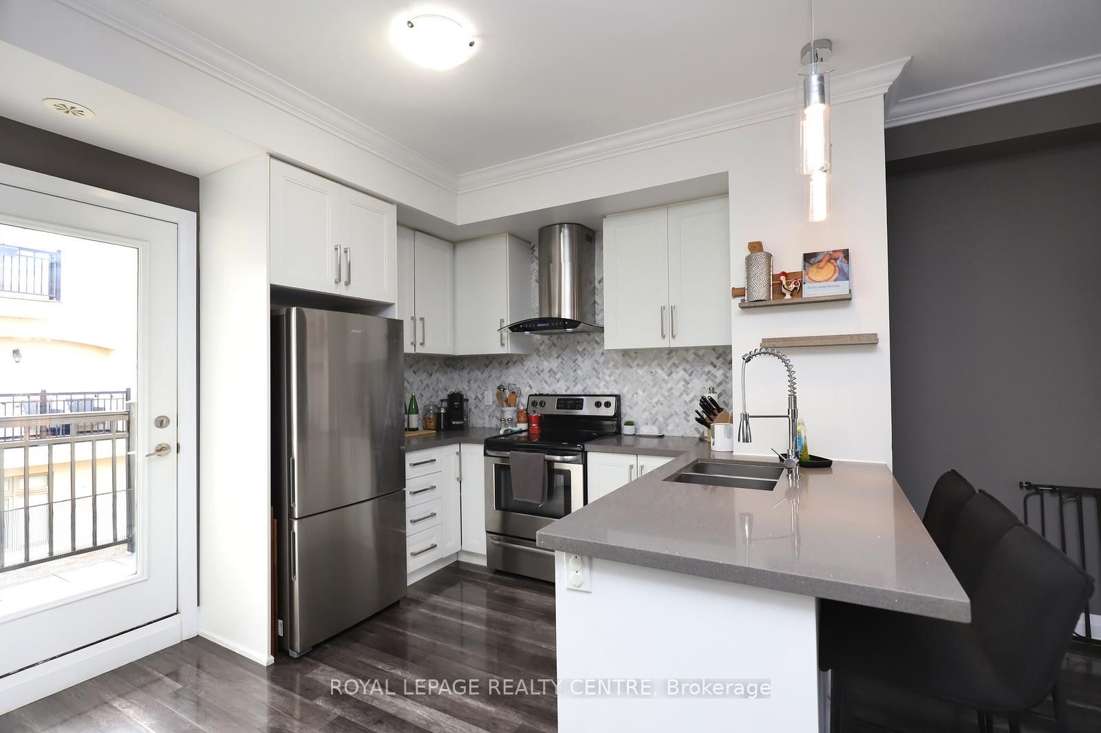 Additional image 6 of 10-3077 Cawthra Road, Mississauga, ON, L5A 2X4