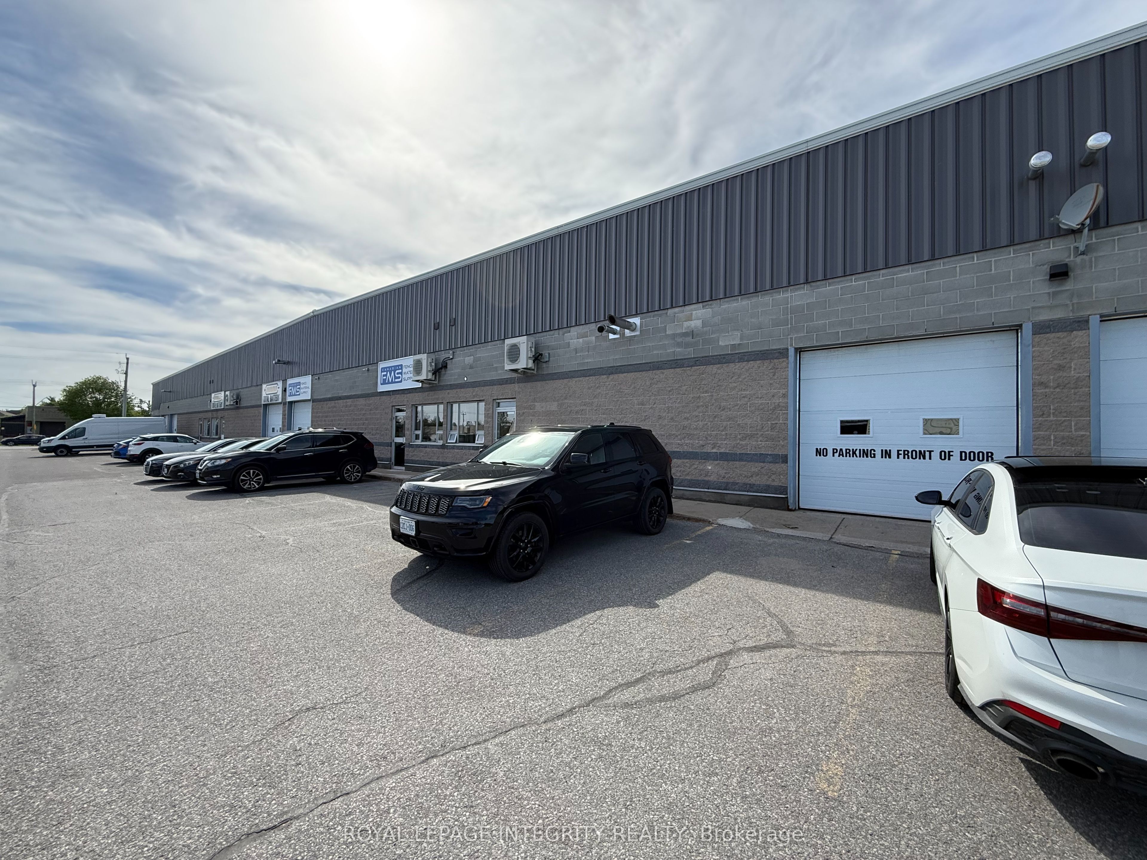 9-119 Iber Road, Ottawa, ON, K2S 1E7