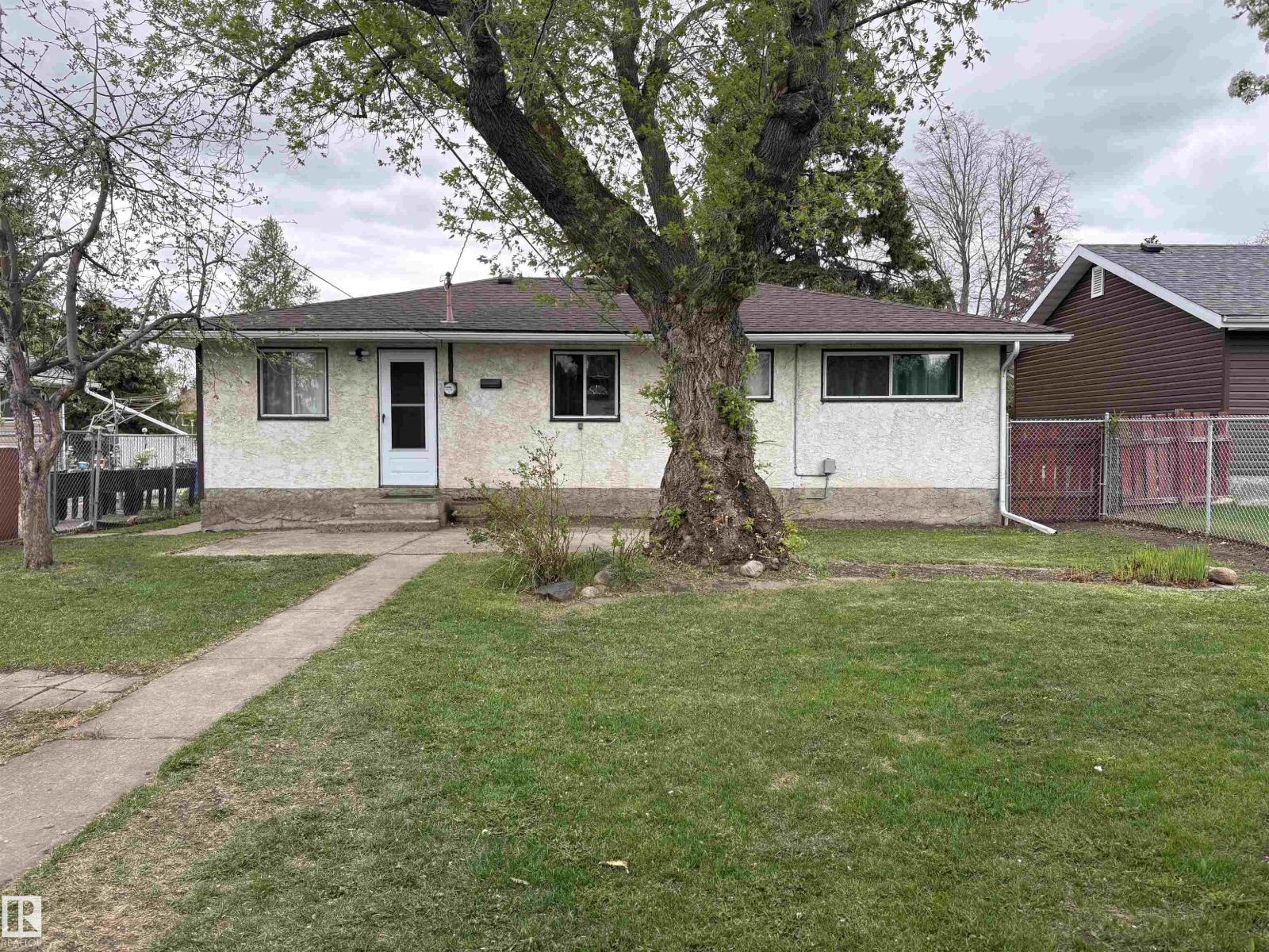 13023 90 Street NW, Edmonton, AB, T5E3M4 photo 3
