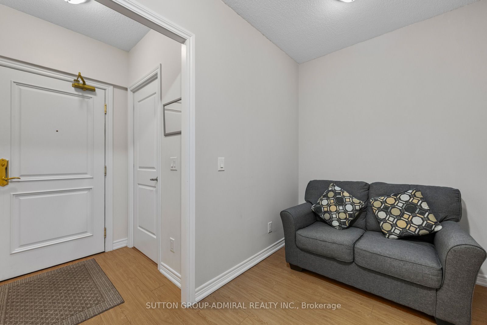 215-9255 Jane Street, Vaughan, ON, L6A 0K1 photo 3
