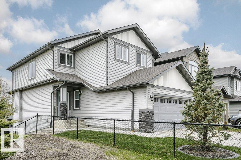 2423 16 Avenue NW, Edmonton, AB, T6T2H5
