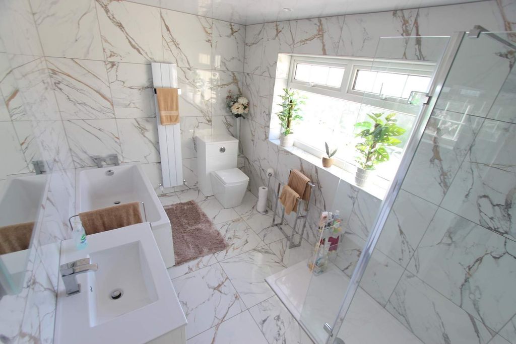 Additional image 26 of 5 bed detached house for saleLowerfold Way, Shawclough, Rochdale OL12