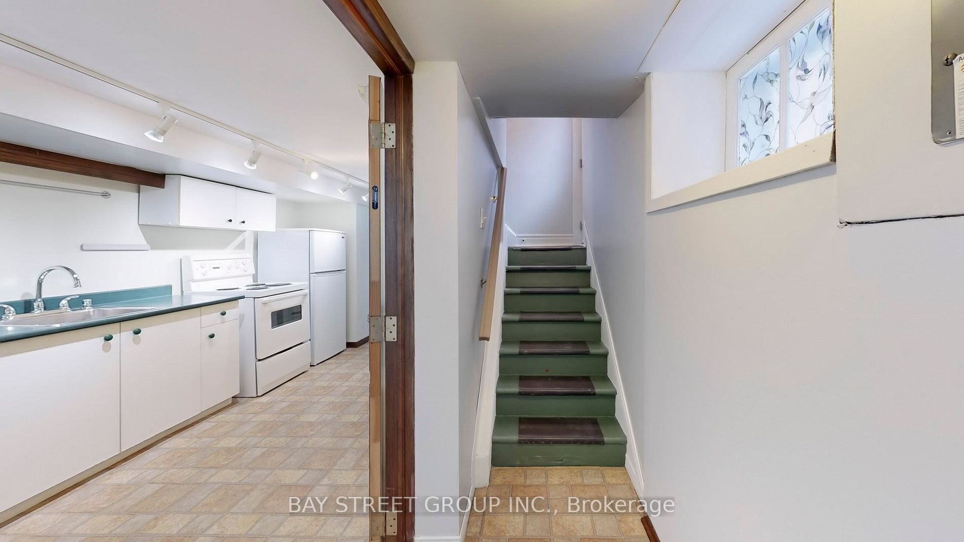 Basement-390 Roehampton Avenue, Toronto, ON, M4P 1S4 photo 4