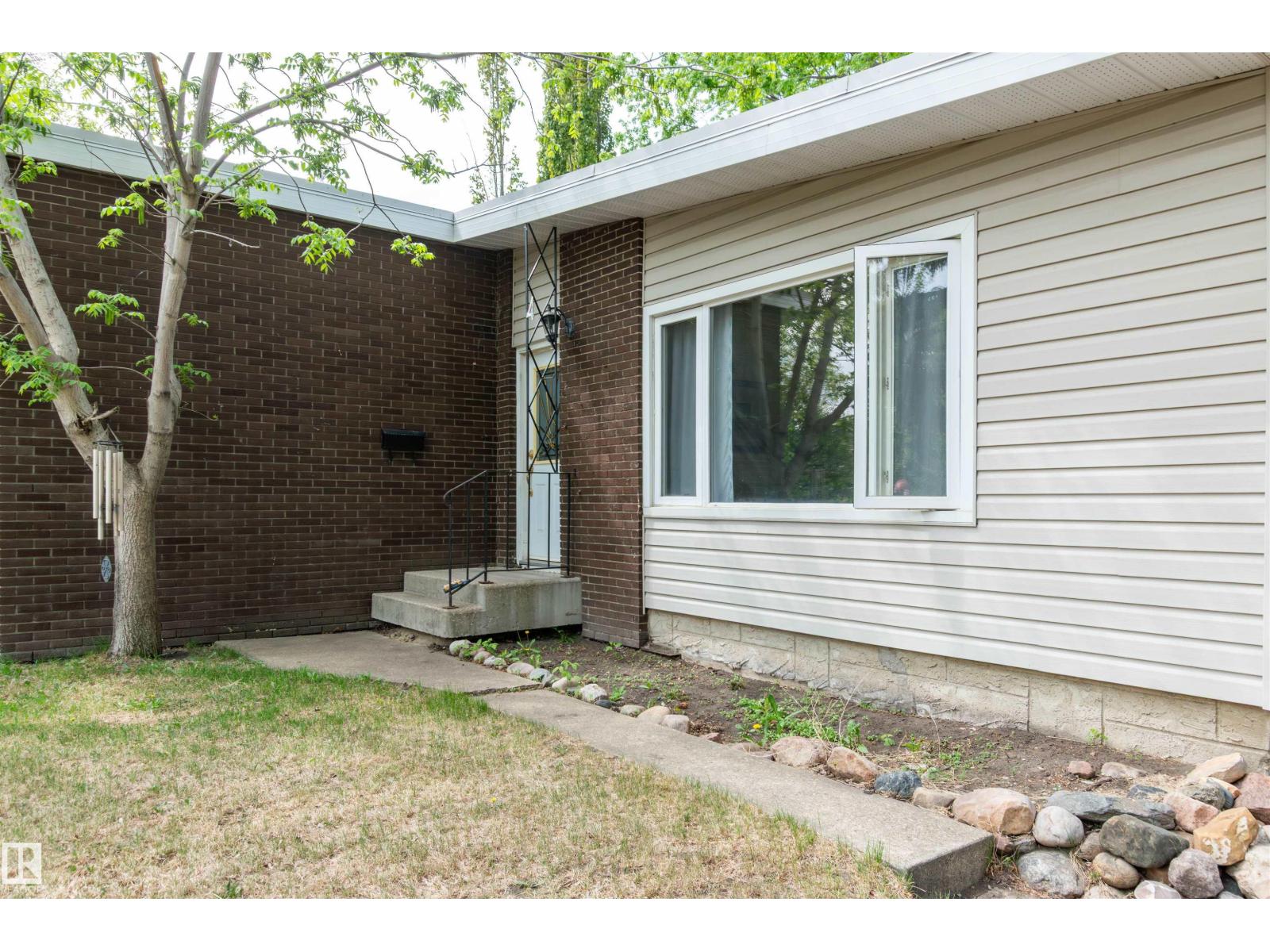 Additional image 3 of 4 Crane Road, Sherwood Park, AB, T8A4H5