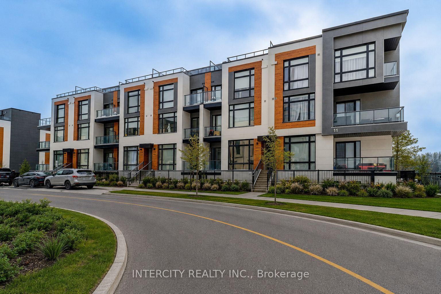 1504-11 David Eyer Road, Richmond Hill, ON, L4S 0N3