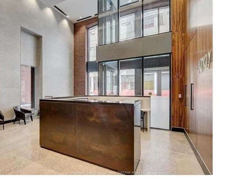 Additional image 4 of 1011-501 Adelaide Street W, Toronto, ON, M5V 1T4