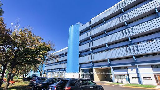 806-4673 Jane Street, Toronto, ON, M3N 2L1