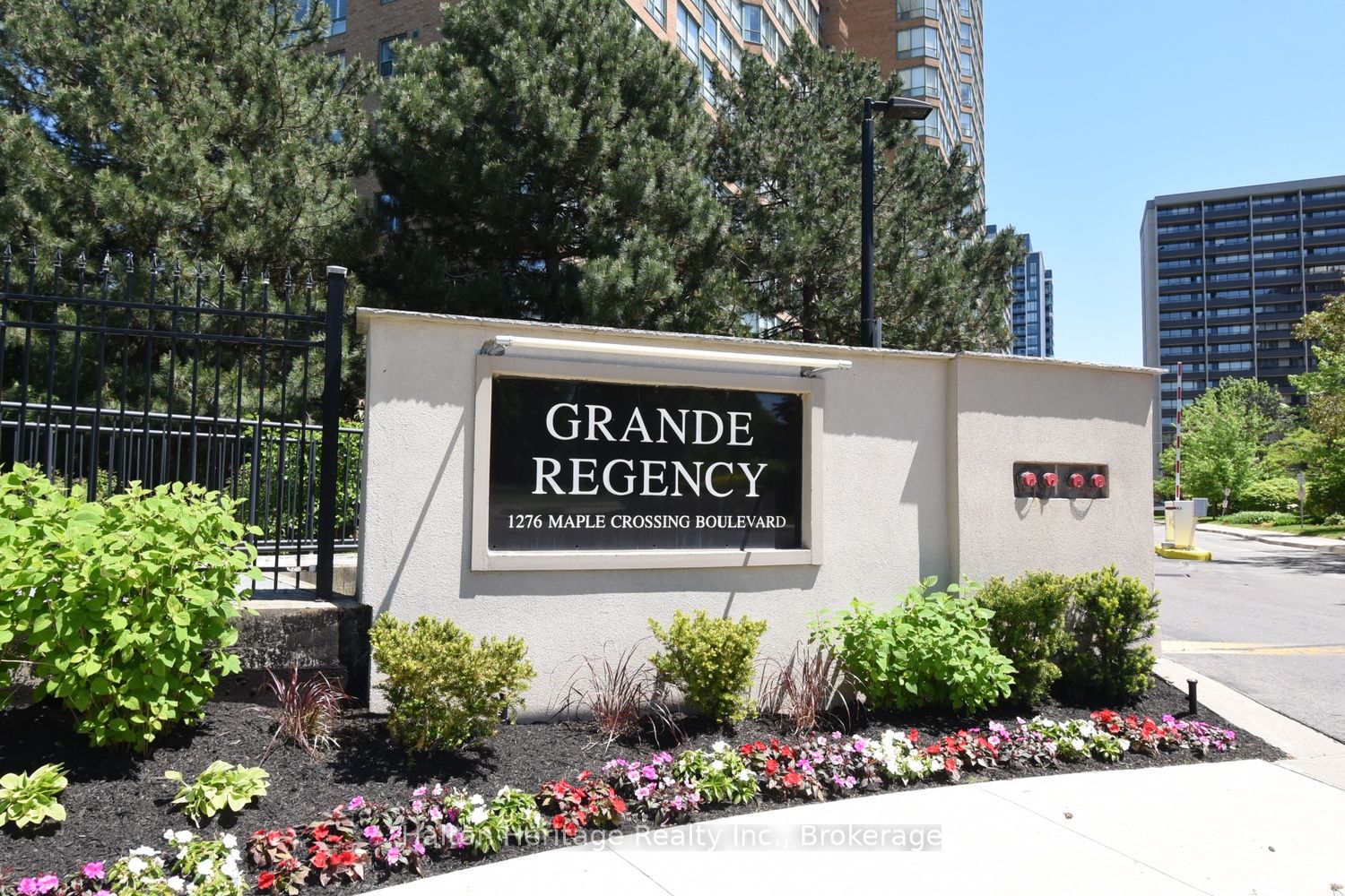 1711-1276 Maple Crossing Boulevard, Burlington, ON, L7S 2J9 photo 5