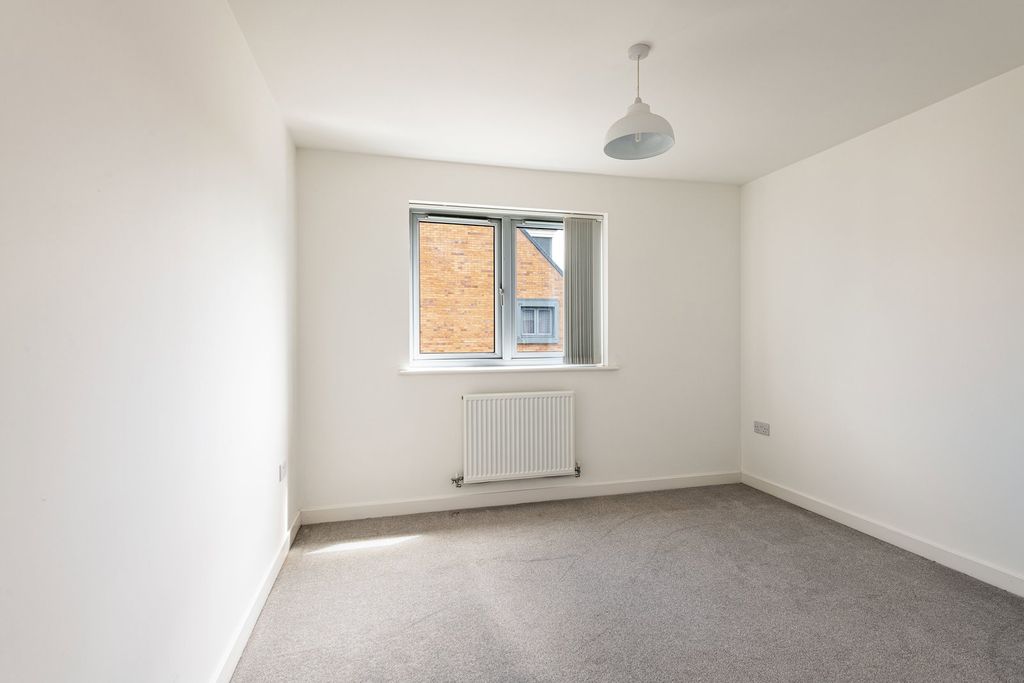 Additional image 5 of 2 bed flat for saleBaird Way, Minster On Sea, Sheerness ME12