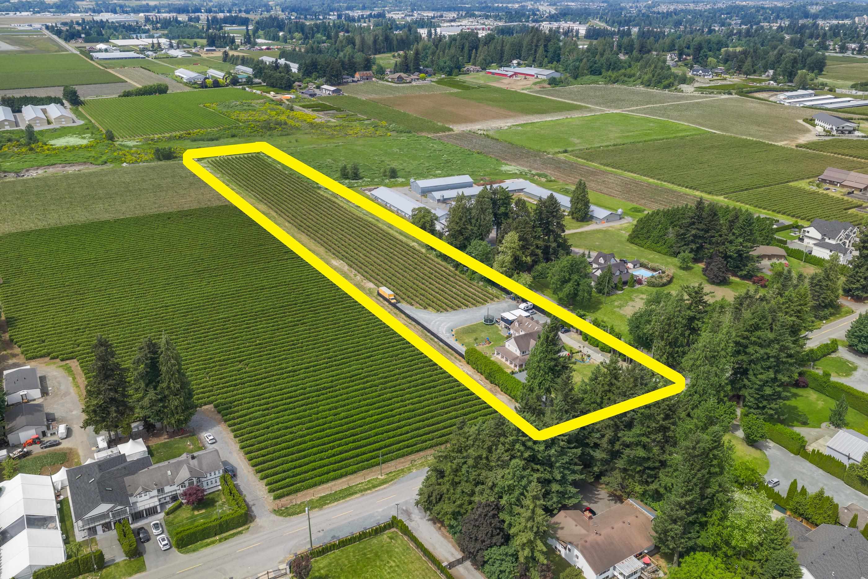 Additional image 2 of 1189 Gladwin Road, Abbotsford, BC, V2T 5Y4
