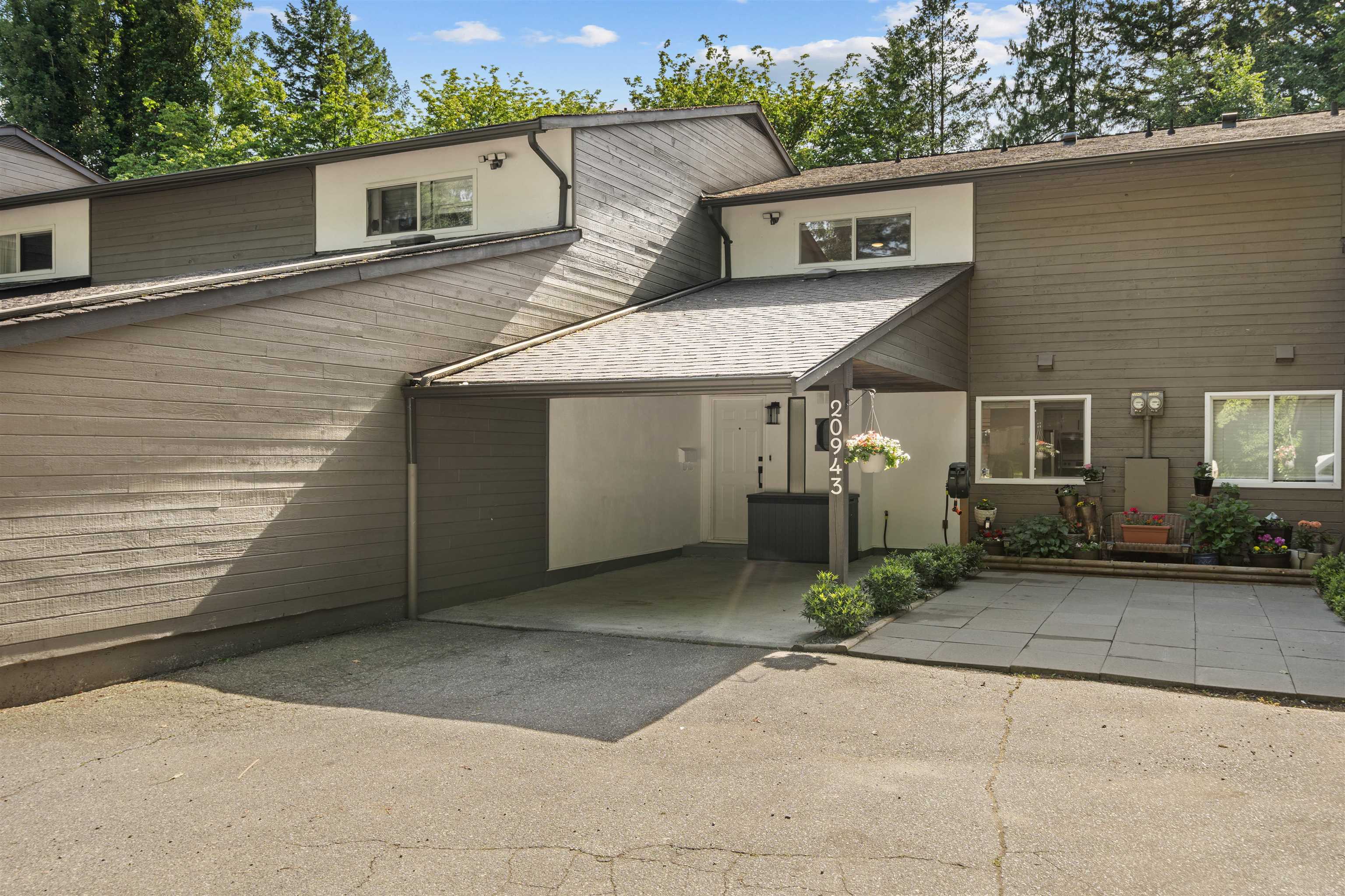7-20943 Camwood Avenue, Maple Ridge, BC, V2X 2N9