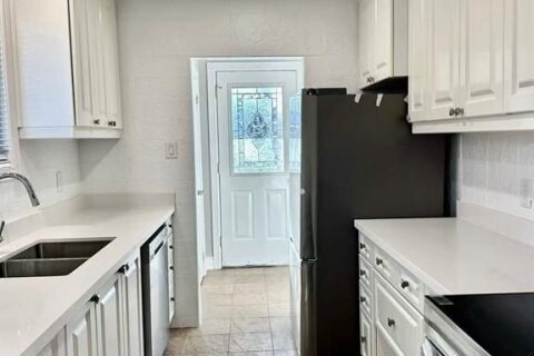 Additional image 7 of 2421 Speyside Drive, Mississauga, ON, L5K 1X5