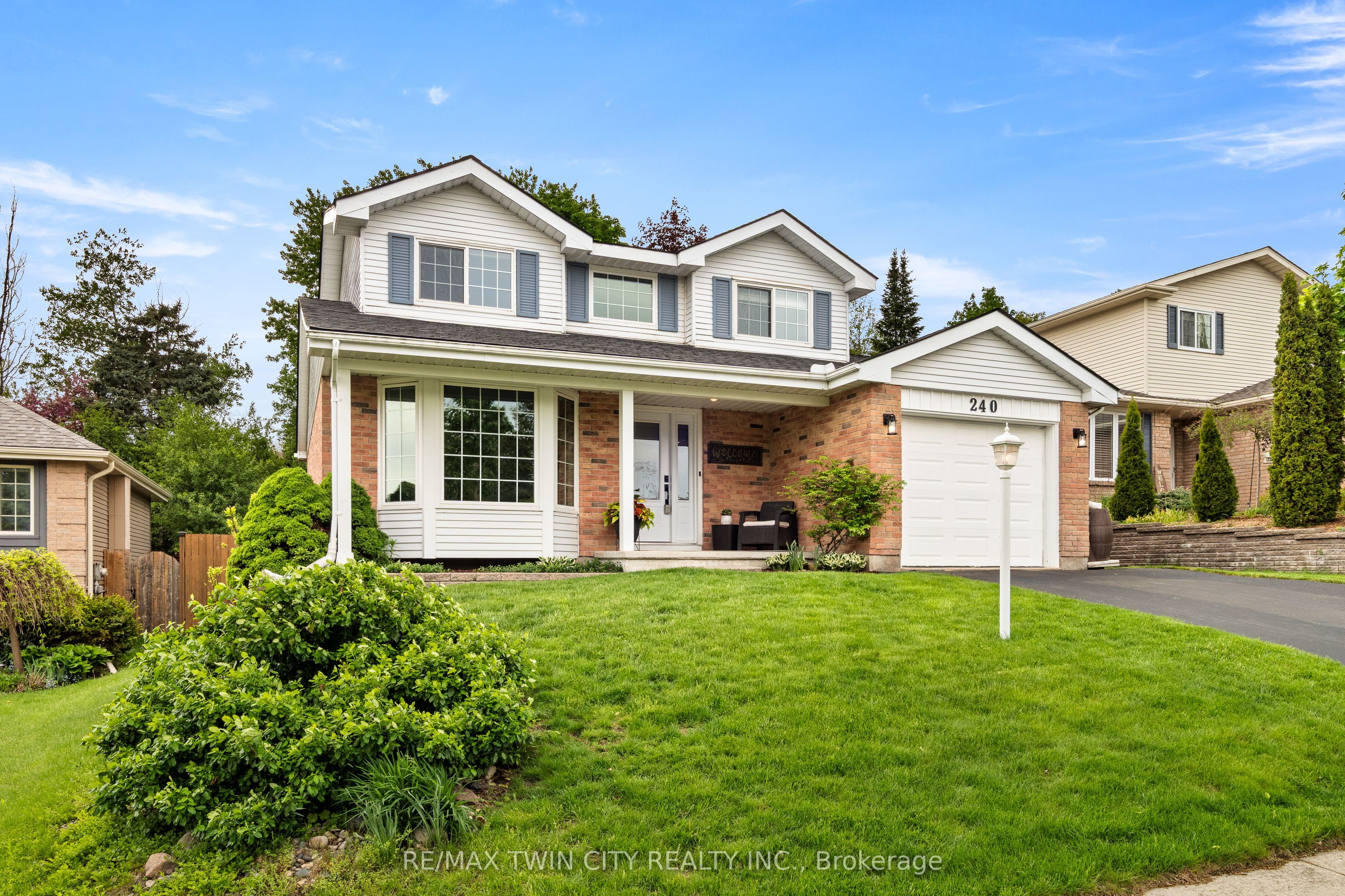 240 Grand River Boulevard, Kitchener, ON, N2A 3G8 photo 2