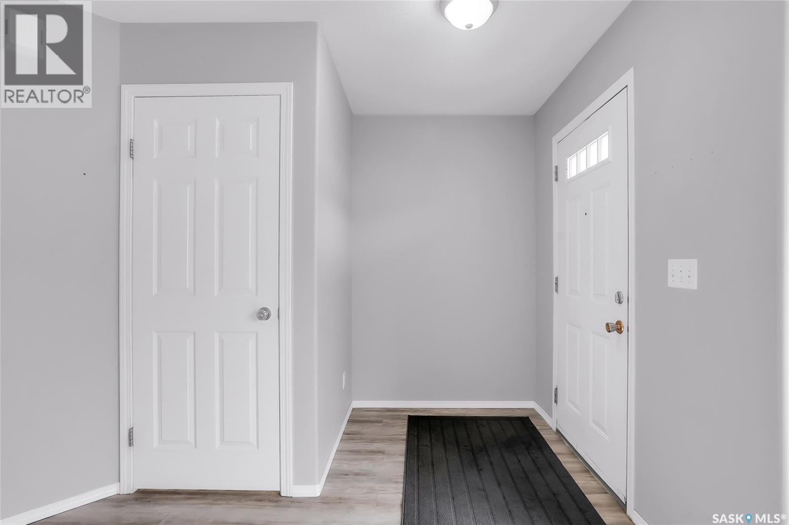 2-102 Pawlychenko Lane, Saskatoon, SK, S7V1G9 photo 2