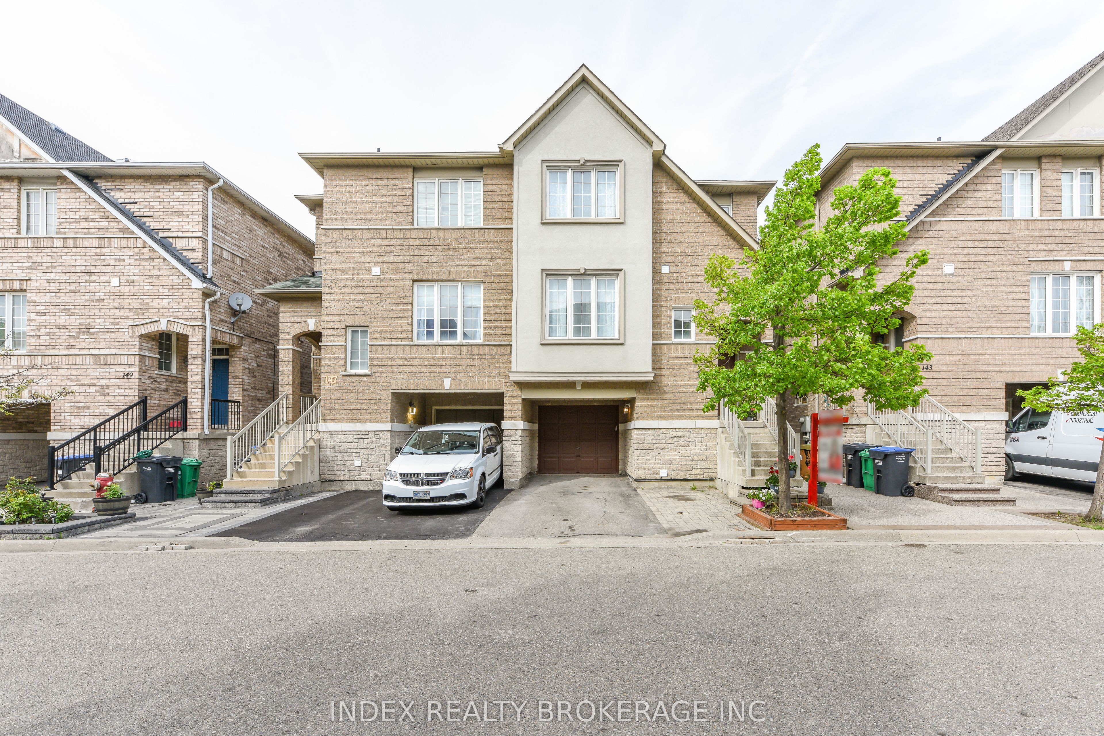 145-7155 Magistrate Terrace, Mississauga, ON, L5N 1Y9 photo 2