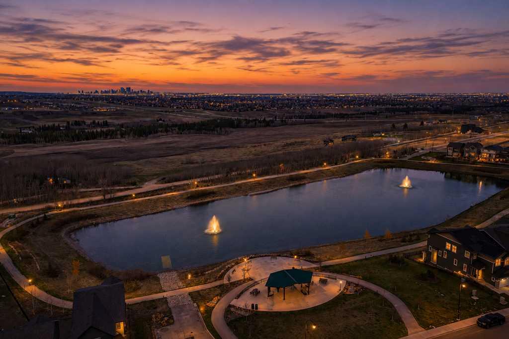 109 Veranda Boulevard SW, Calgary, AB, T2Y 0X2 photo 2