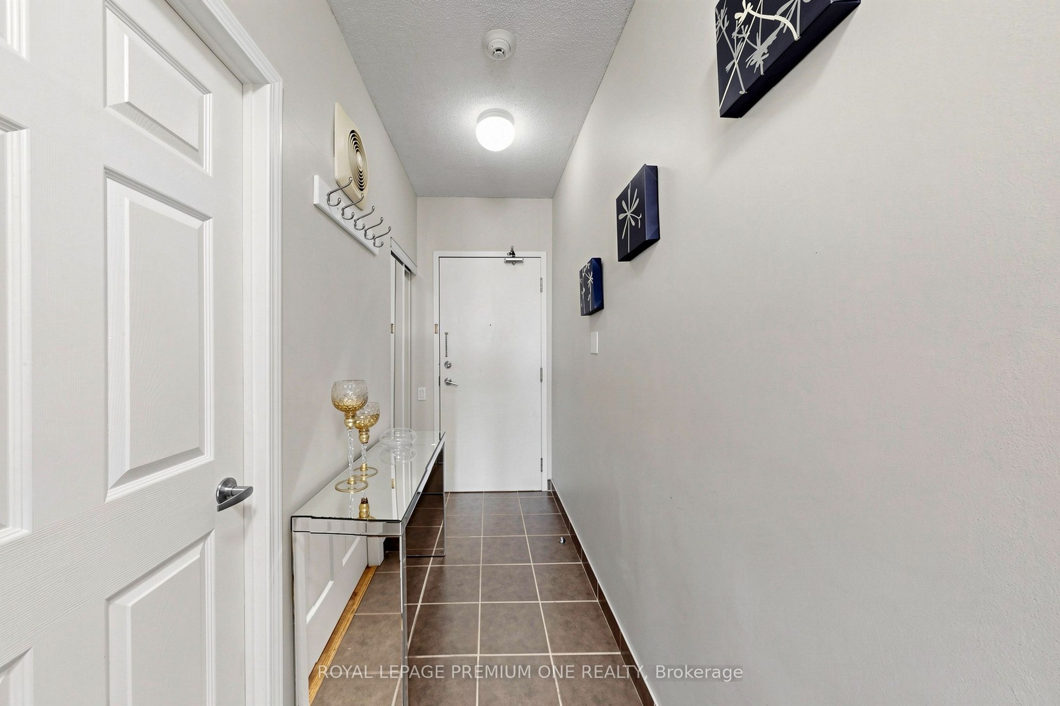 Additional image 4 of 913-1600 Keele Street, Toronto, ON, M5H 5T5