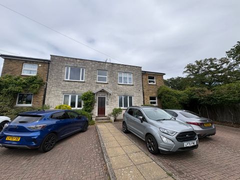 Strayfield Road, Enfield EN2