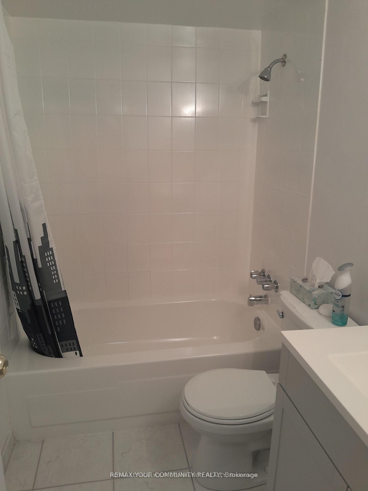 404-5 Frith Road, Toronto, ON, M3N 2L5 photo 4