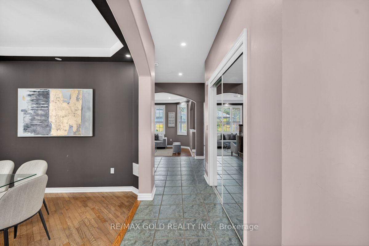 61 Whitwell Drive, Brampton, ON, L6P 1E5 photo 5