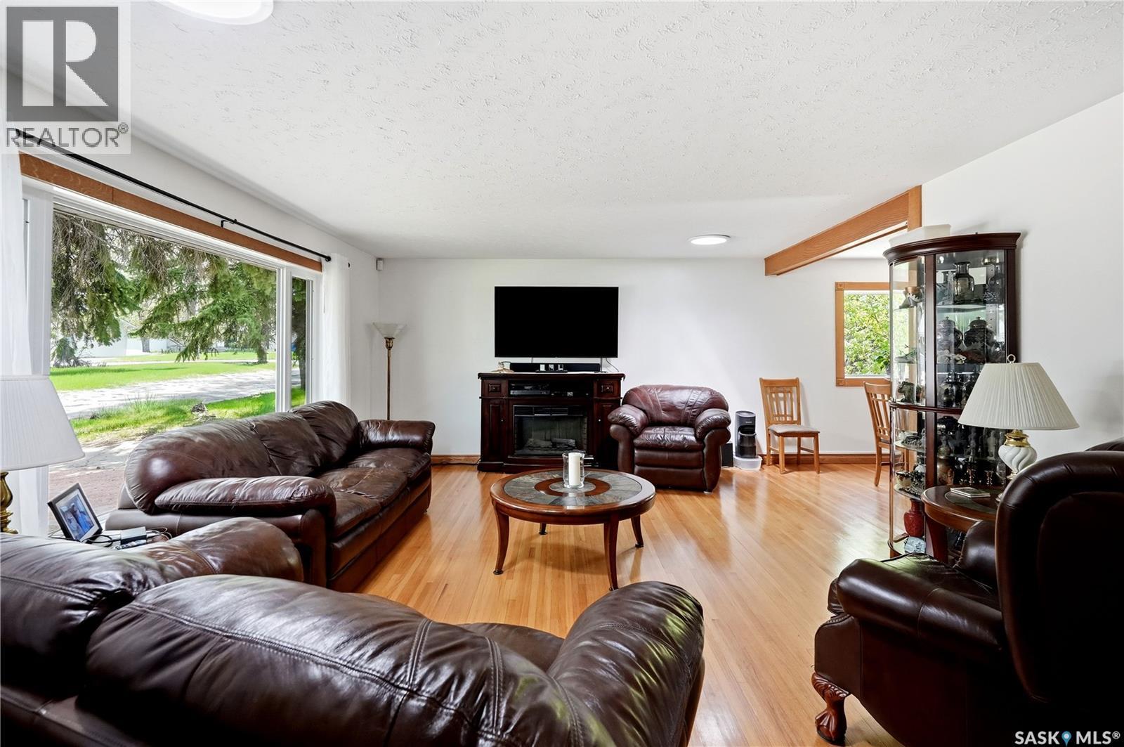 104 Marsh Crescent, Regina, SK, S4S6B4 photo 4