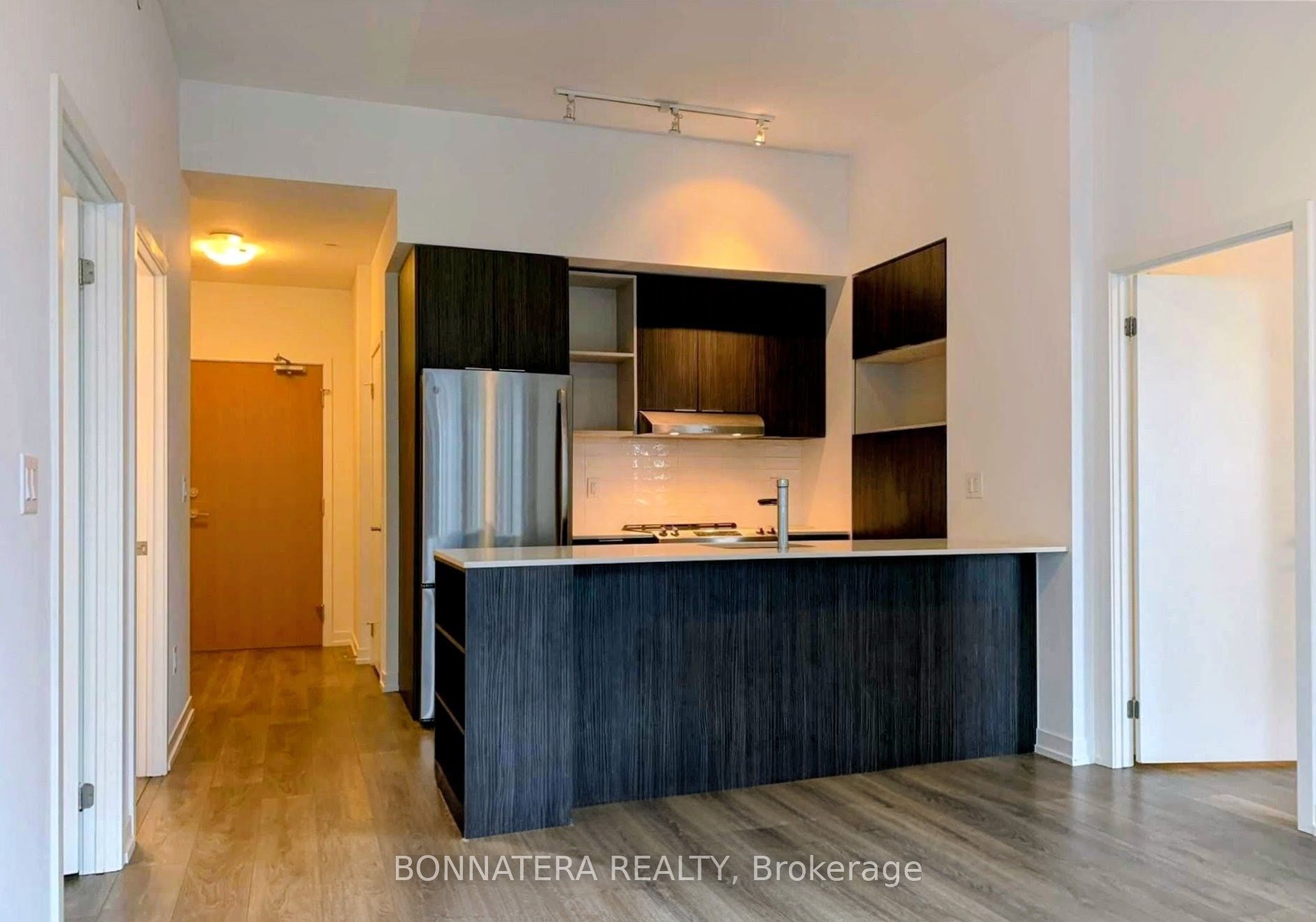 1801-2520 Eglinton Avenue W, Mississauga, ON, L5M 0Y2 photo 4