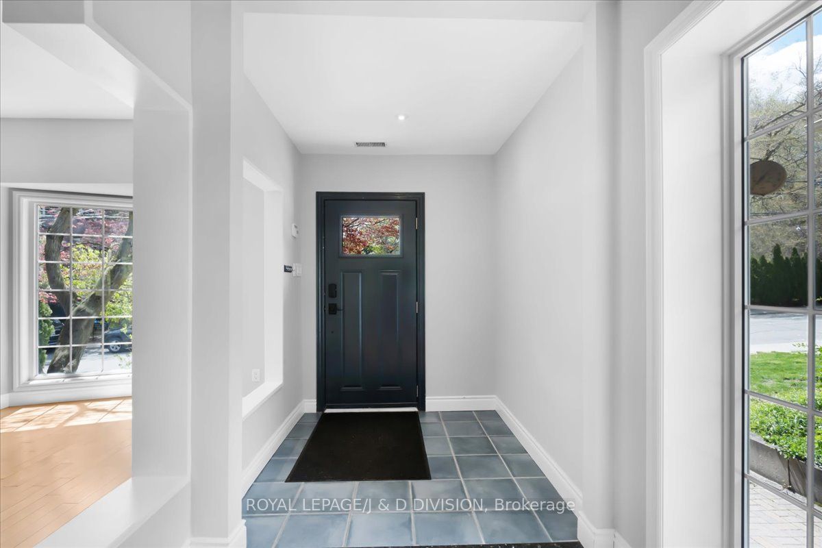 73 Astley Avenue, Toronto, ON, M4W 3B5 photo 4