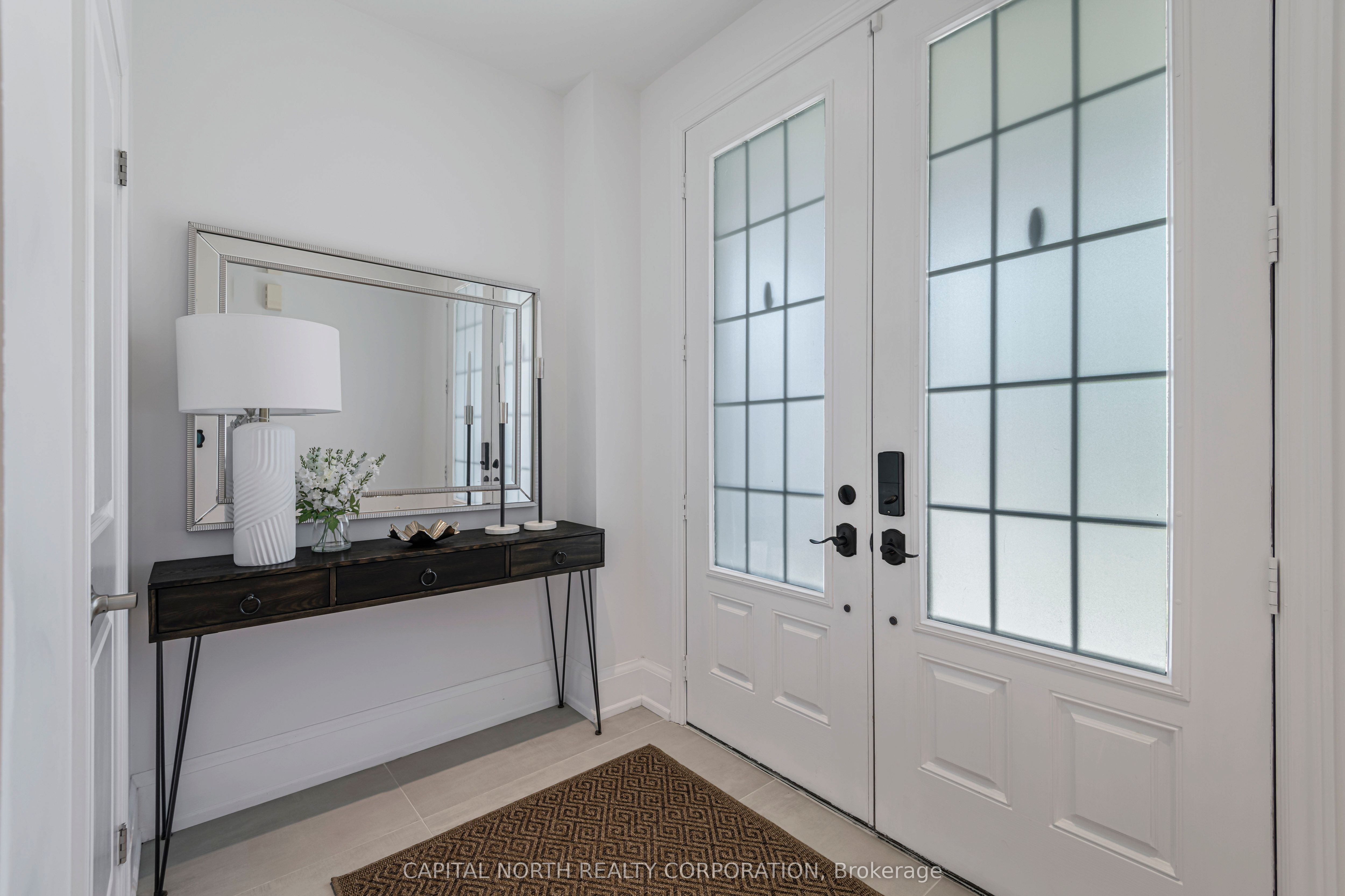 Additional image 3 of 680 Mcgregor Farm Trail, Newmarket, ON, L3X 0H3