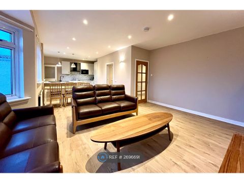 Craigmount View, Edinburgh EH12