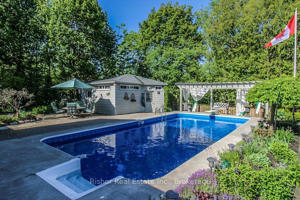 80 Kawartha Heights Boulevard, Peterborough, ON, K9J 1N7 photo 2