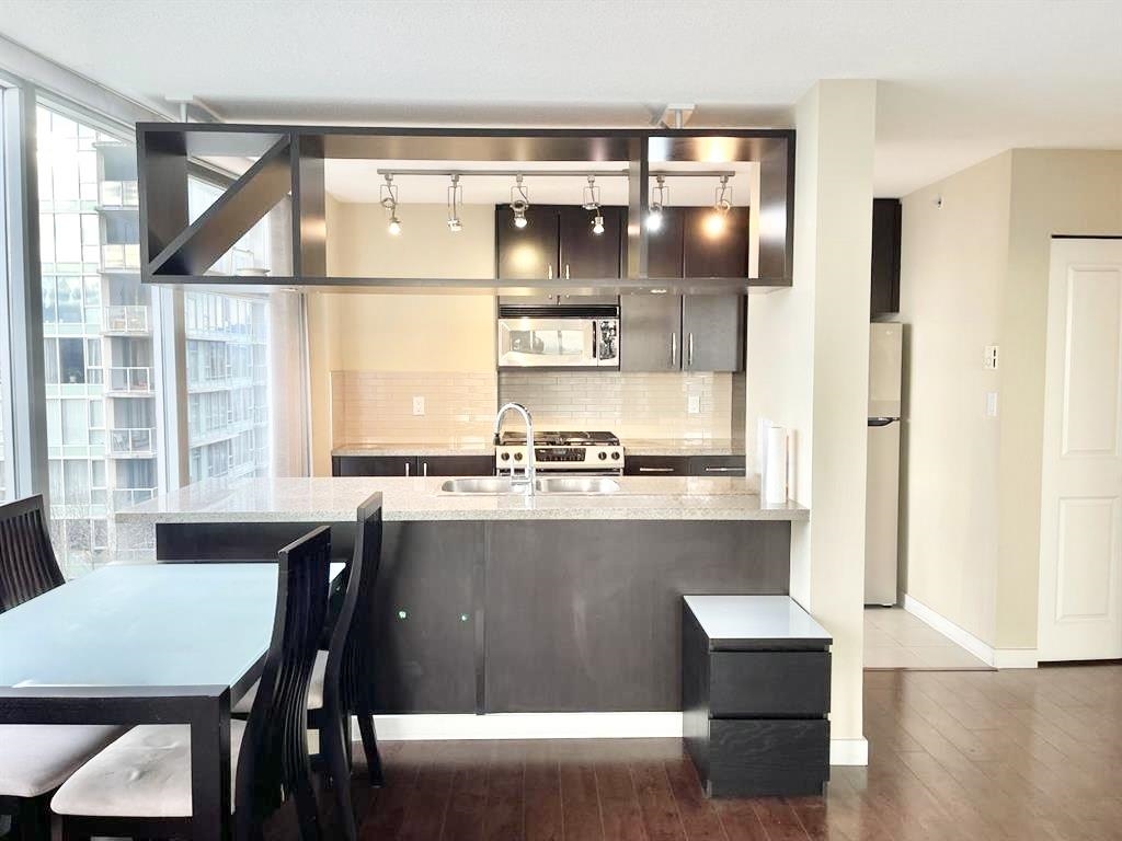 9XX-5068 Kwantlen Street, Richmond, BC, V6X 4K4