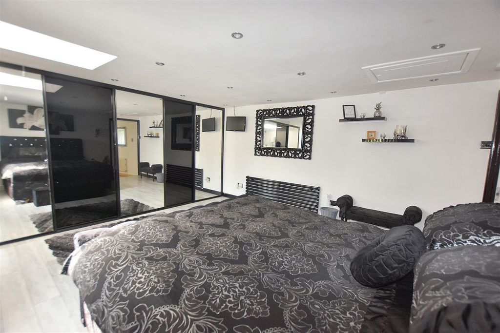 Additional image 12 of 3 bed end terrace house for saleNorth Street, Redruth TR15