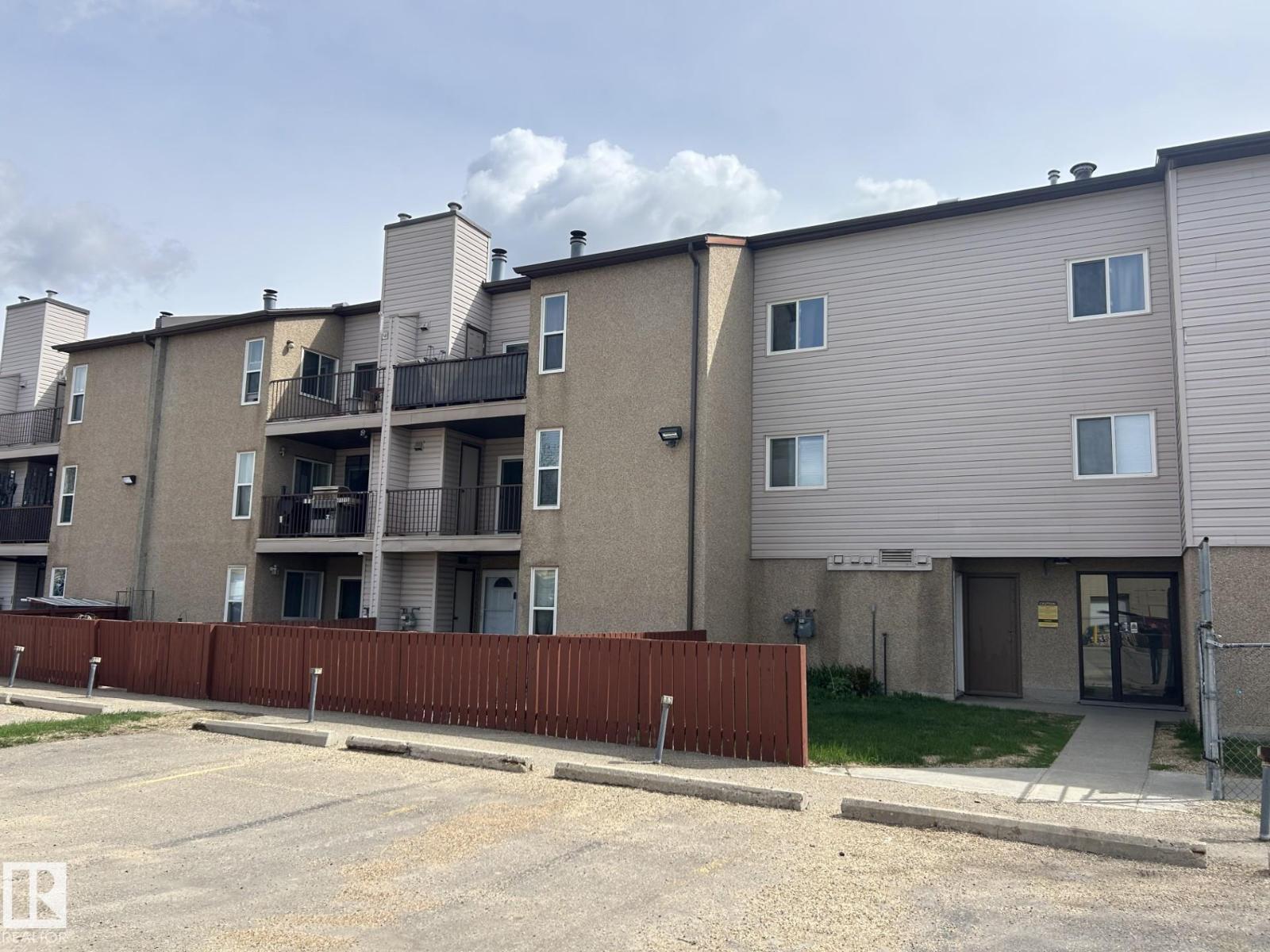 209-14004 26 Street NW, Edmonton, AB, T5Y1Y4