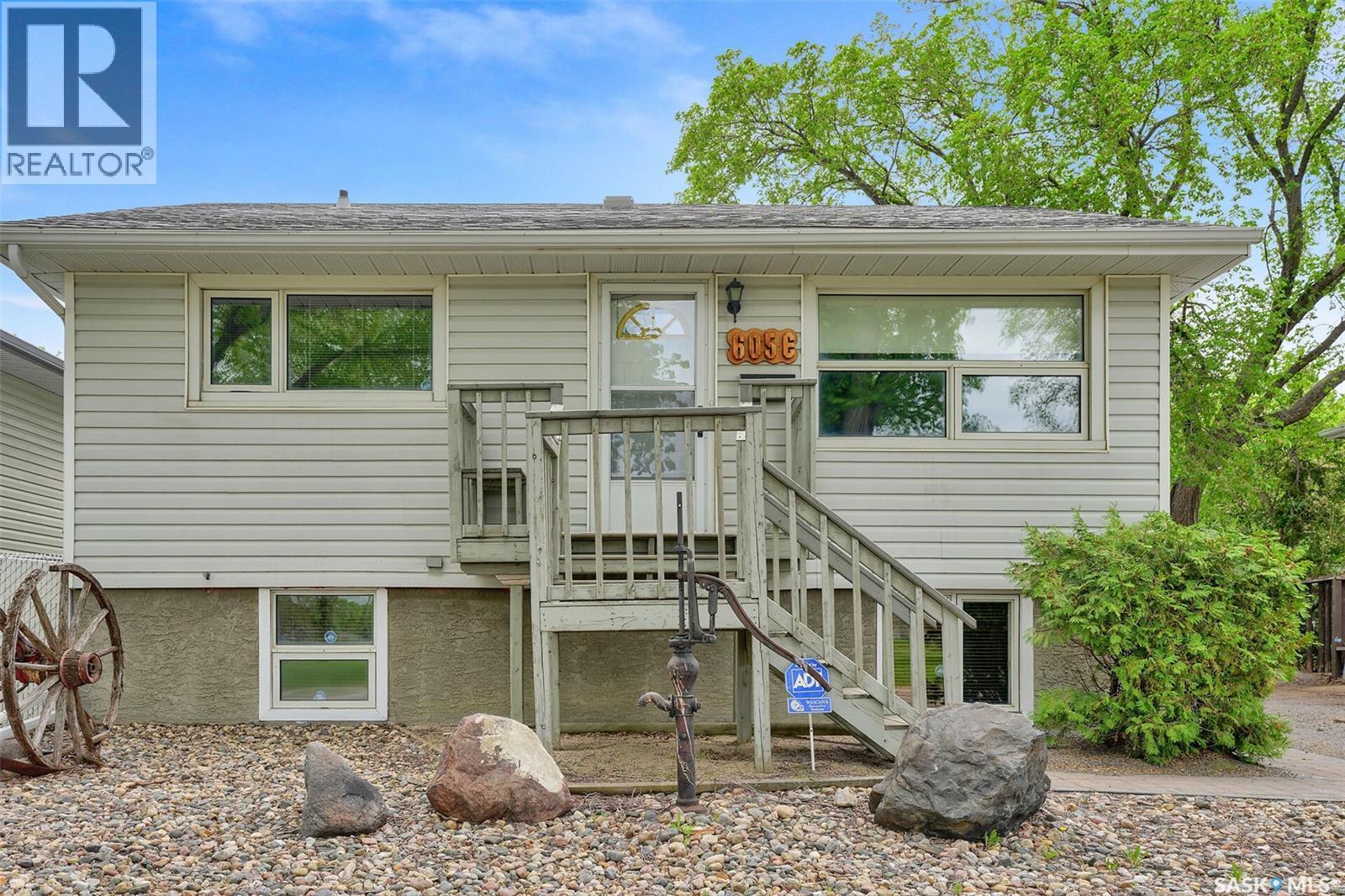 605 College Avenue E, Regina, SK, S4N0W3