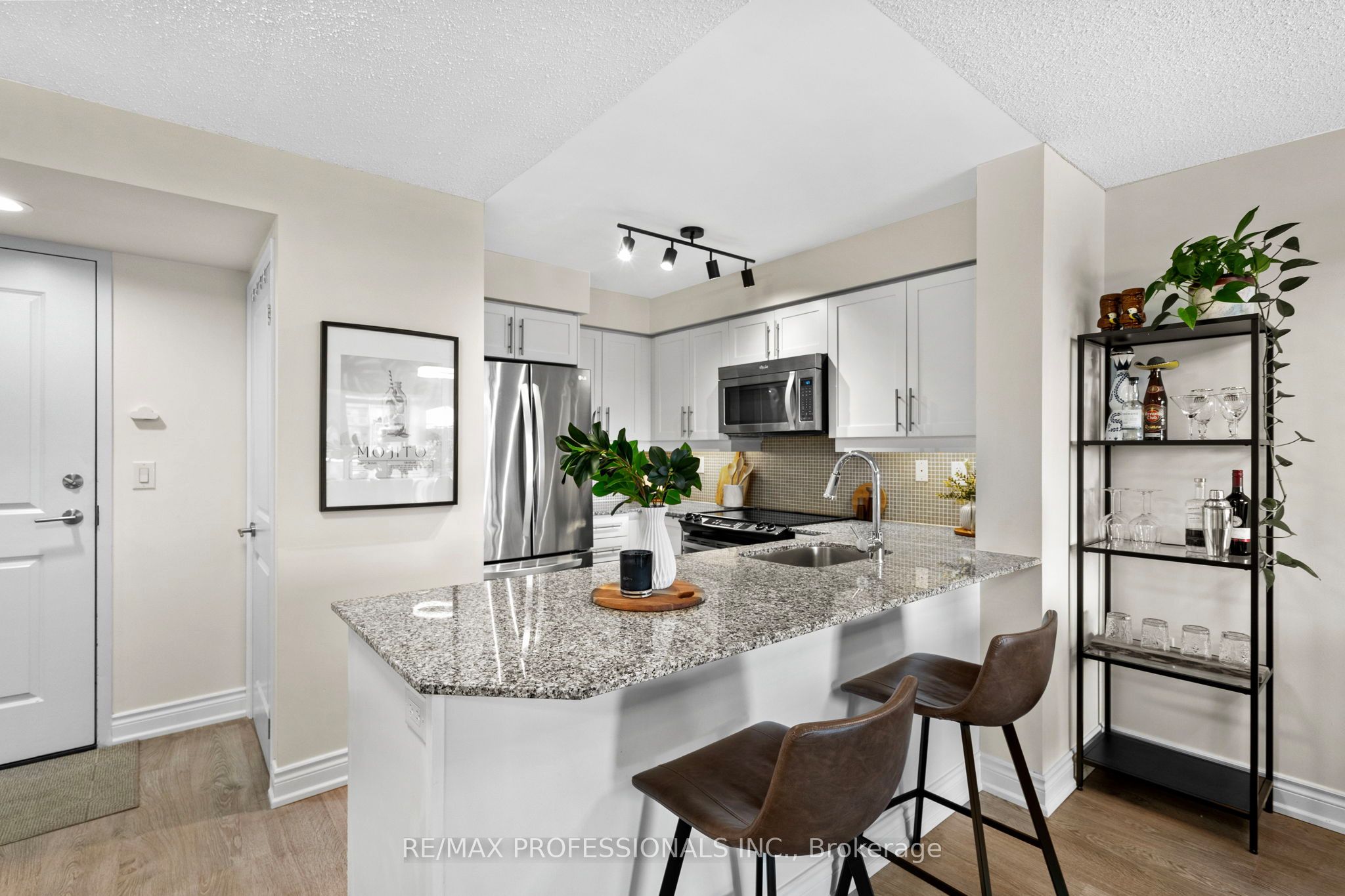 Additional image 6 of 909-125 Western Battery Road, Toronto, ON, M6K 3R8